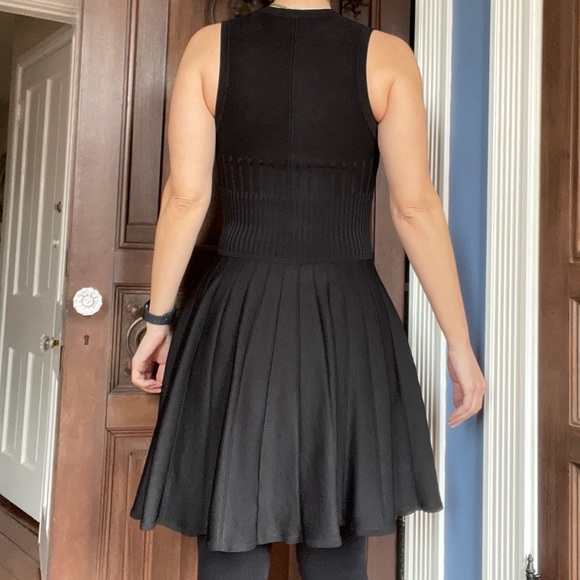 Parker Fit and Flare Dress Black size small - Picture 6 of 12